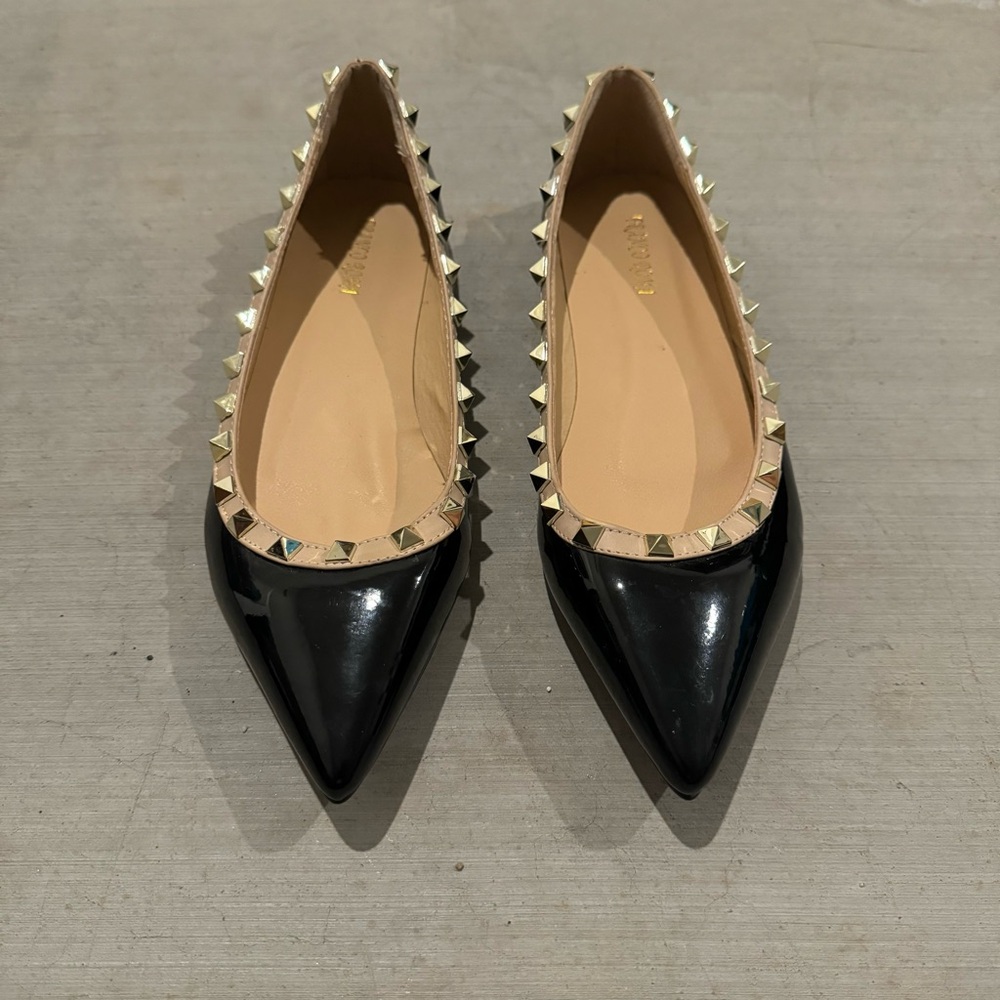 Women’s Black Cream Gold Studded Flats